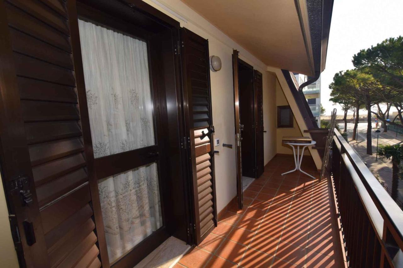 Apartments In Lignano Sabbiadoro 39726 Ngoại thất bức ảnh