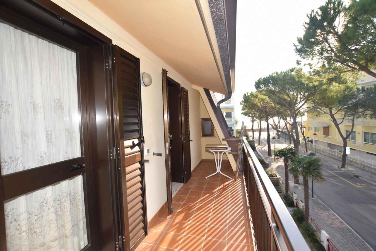 Apartments In Lignano Sabbiadoro 39726 Ngoại thất bức ảnh